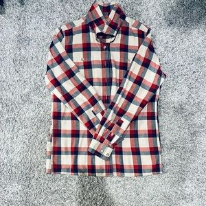 Duluth Flannel Size S